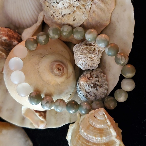 Jade Peace Meditation Bracelet Mala - Picture 2 of 3
